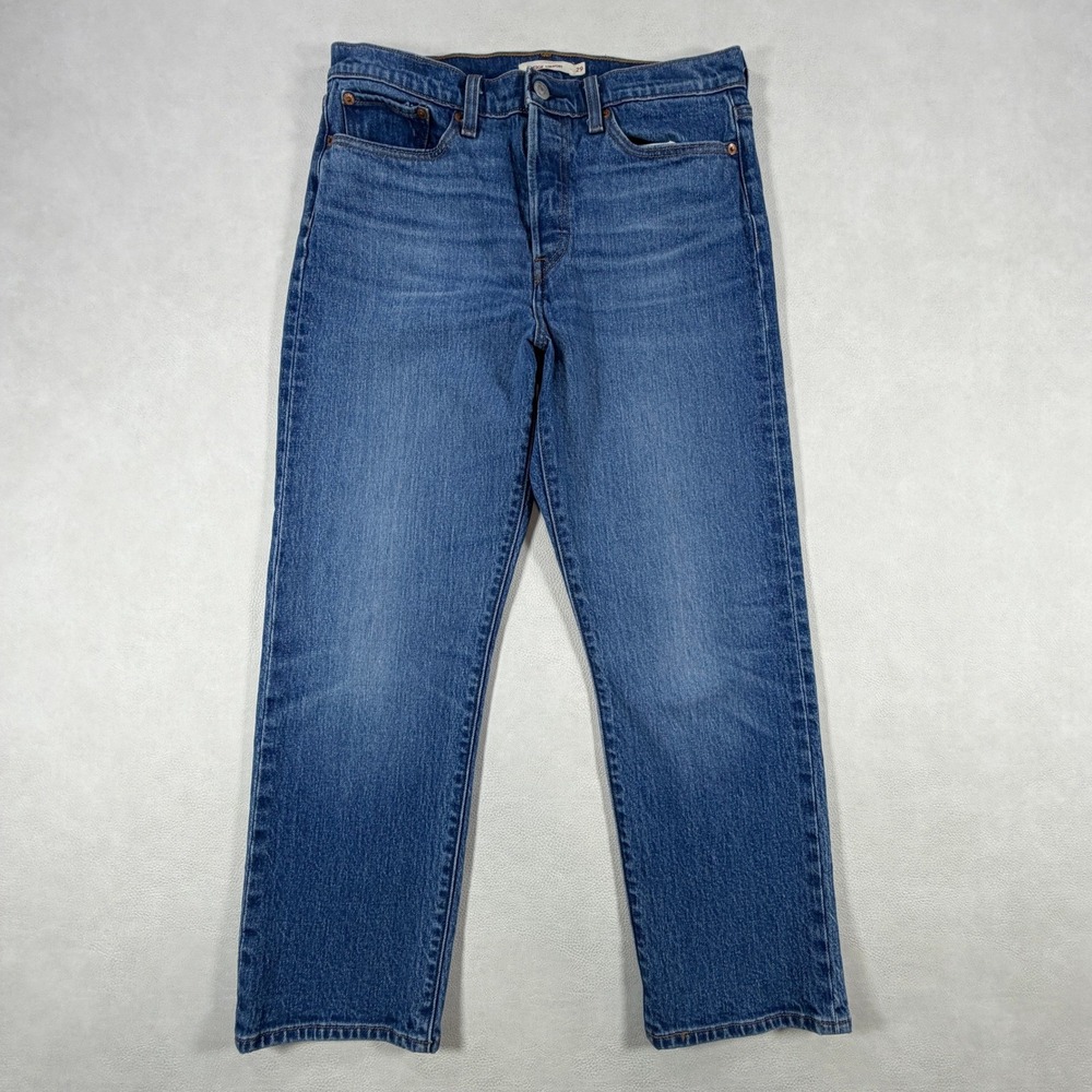 Levi Premium Wedgie Straight Jeans Womens 31 Medium Wash Blue High Rise Stretch